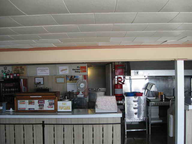 Star View Drive-In - 2010 Photo (newer photo)